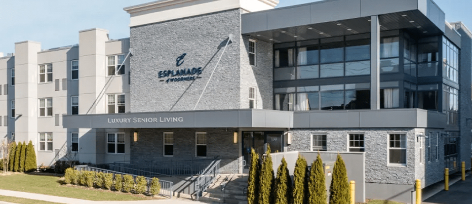 Esplanade of Woodmere